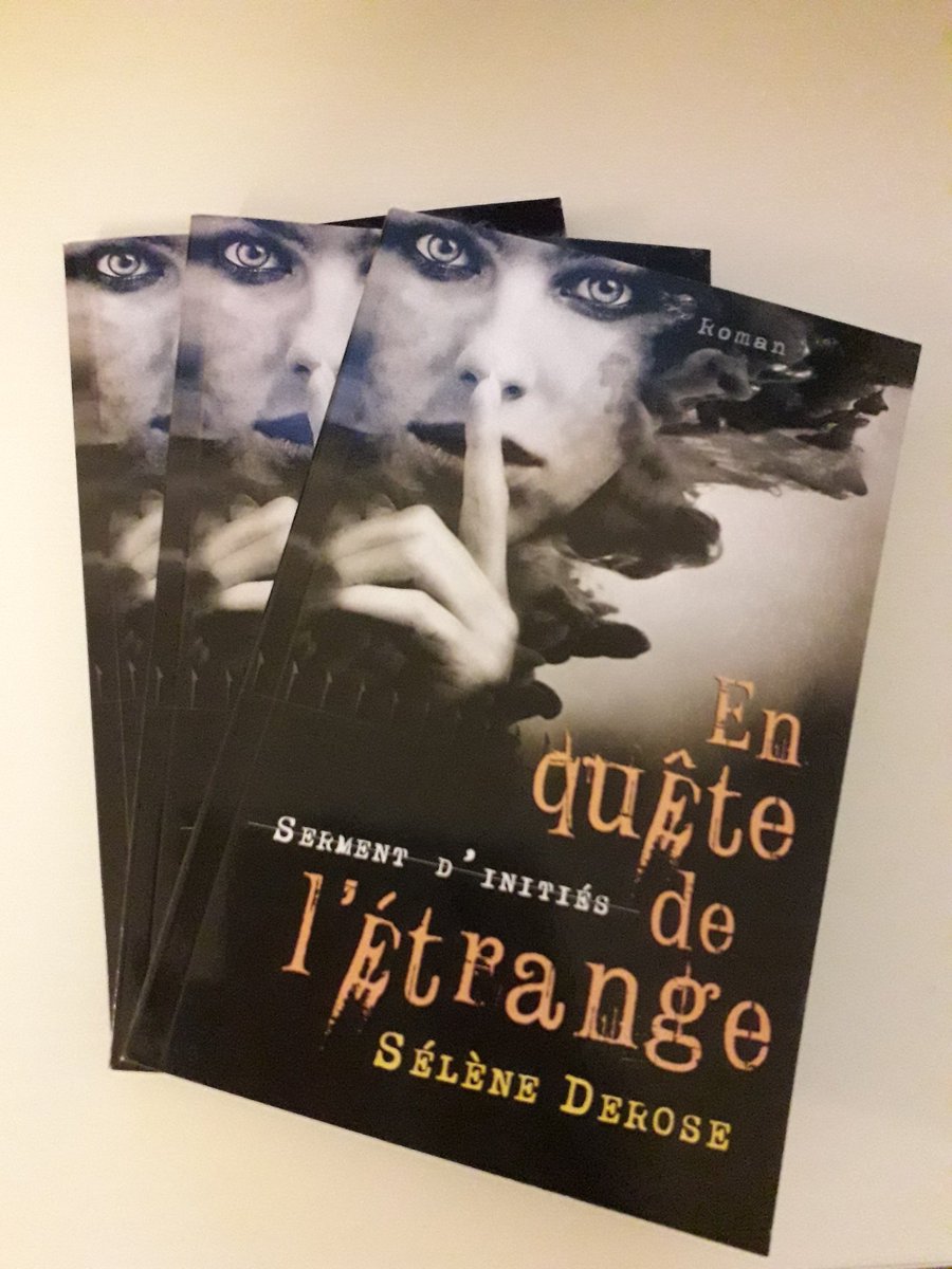On recharge le stock en vue du prochain Marché de Noël 🎄⤵️
amazon.fr/dp/B08B2NN7FF/

#EnQueteDeLetrange #seleneDerose #livre #creepy #creepypasta