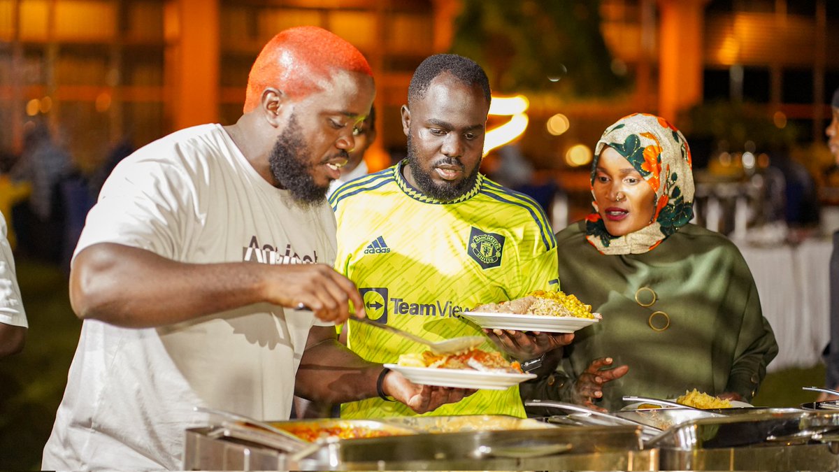 Experience the magic of togetherness with every meal at Hotel Africana.🥰🤓 Savor every bite while creating unforgettable moments with your loved ones. Food that nourishes both body and soul! 🍽️❤️ #FoodBringsUsTogether #HotelAfricana #Wednesday