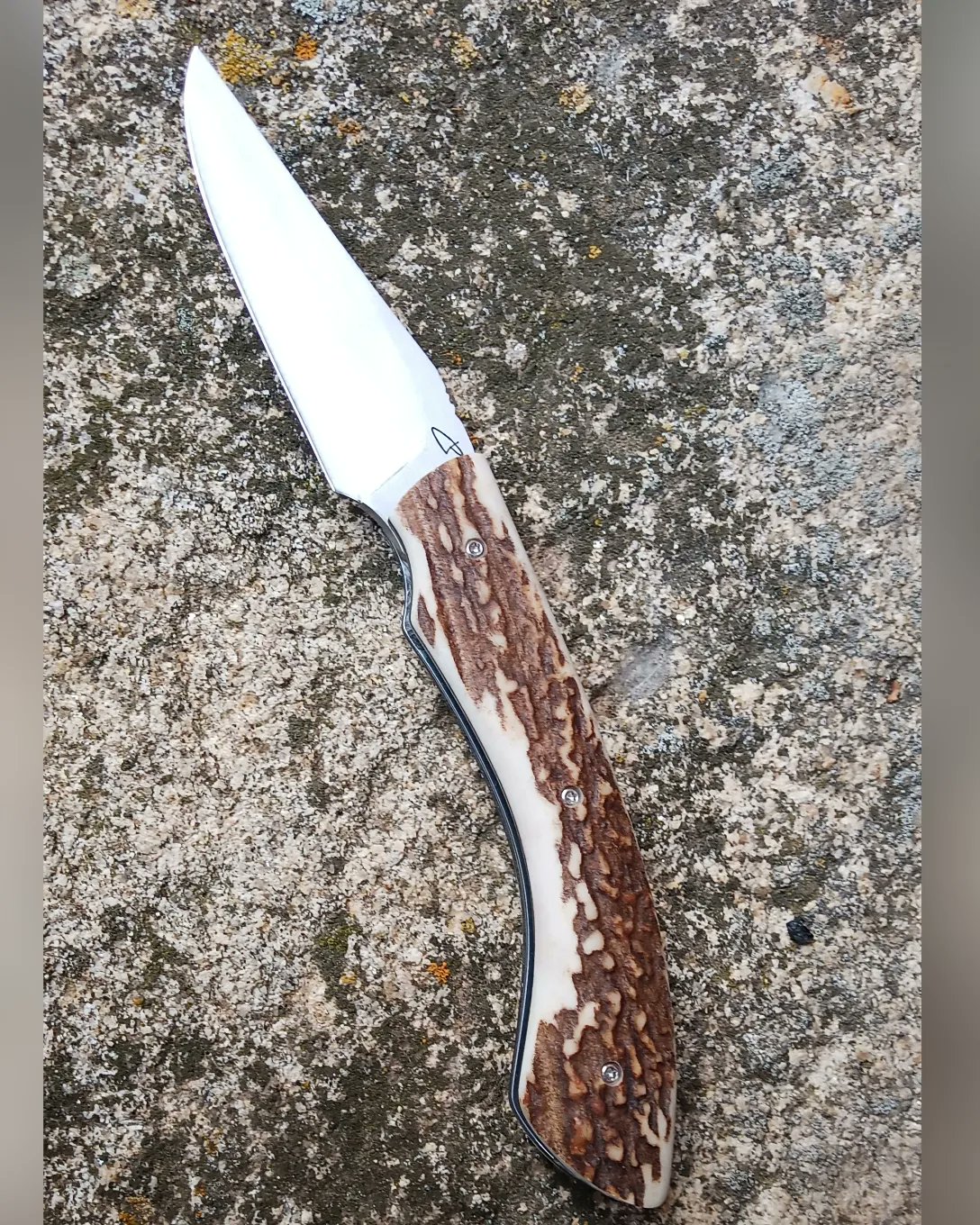 Les couteaux du Mitou , Sylvain PETIT Coutelier