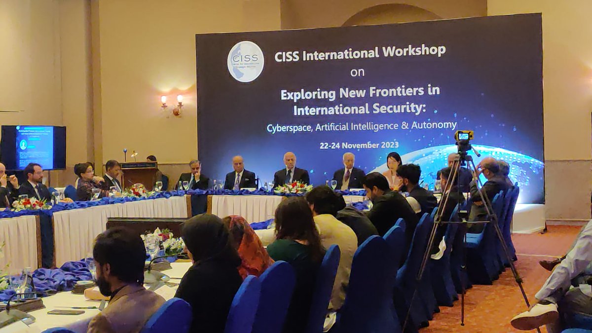 RadioactiveFrnd's tweet image. 🔍 Dongyoun Cho @UNIDIR kicks off #CISSUNIDIR2023 with a profound insight: #StrategicStability is evolving across multiple levels due to #EmergingTechnology.