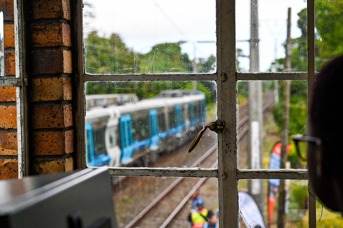 Second part of the inspection at Kenilworth . 

The Deputy Minister of Transport, Mr  <a href="/MangcuLisa/">RSA-Deputy Minister of Transport_Lisa Mangcu</a> inspecting the proper functions at the level crossing control room 

 #BeTrainSmart <a href="/PRASA_Group/">PRASA Group</a> <a href="/Dotransport/">Department of Transport</a>