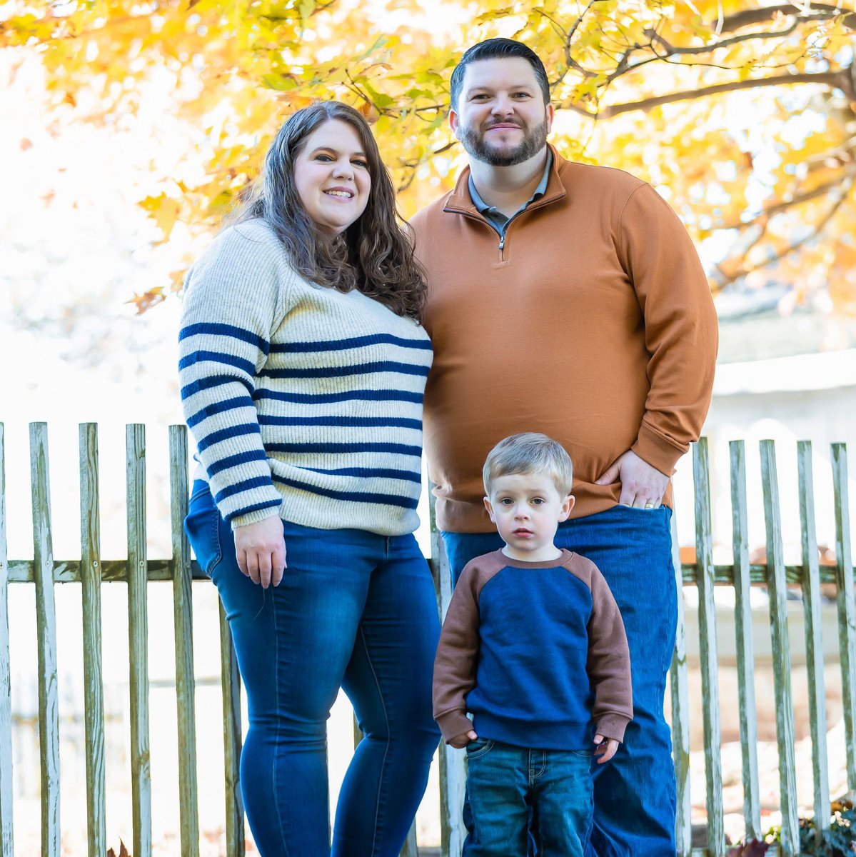 MacroSnaps's tweet image. Capturing timeless moments and creating memories that last a lifetime with this beautiful family  
#FamilyMagic #MacrohypeMoments #Family #Photography