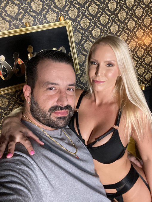 What do you guys like the most about @BringThePinkBak ? https://t.co/PHtAUfpubR<a class="tags" href="/tag/bringthepinkbak">@bringthepinkbak</a>