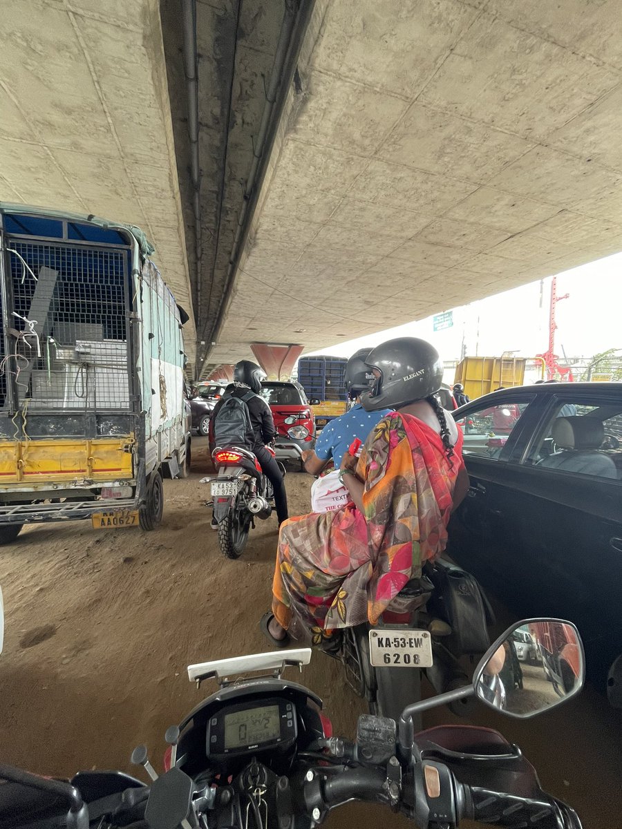 0x_pranjal's tweet image. No better place in Bangalore to think of tweet ideas