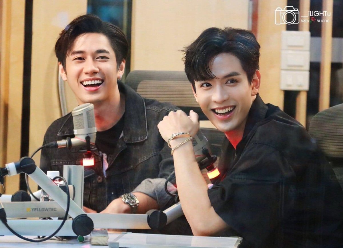 JanNunnaphat's tweet photo. 💌จากใจ...ไม่คิดเลยว่าตัวเองจะมาเป็นแฟนคลับใครสักคน จนมาเจอ @film_tnp20 @RachataJam ในละคร"คุณชาย" พวกคุณทำให้เรามีความสุขในทุกๆๆวัน มีกลจ.ในการทำงานและมีเพื่อนใหม่ๆๆ จากกลุ่มแฟนคลับด้วยกัน ซึ่งเราไม่เคยคิดเลยว่าความสุขแบบนี้จะหาได้จากคนที่เราไม่รู้จักและมีอยู่จริง🥰 https://t.co/XFpIi7UmcN
