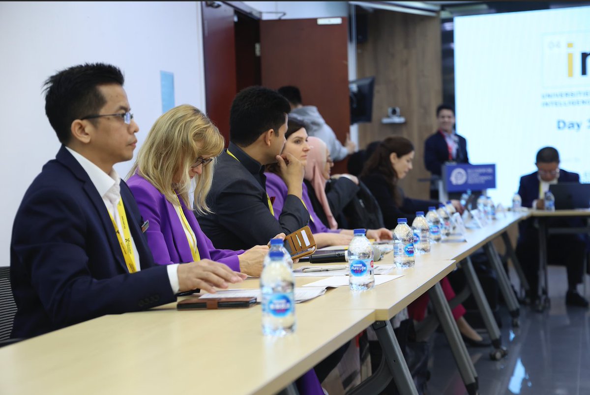 aseforg's tweet photo. #ASEFInnoLab4 Day0

What an incredible start to the 4th #ASEF #HigherEducation #Innovation Laboratory in #Shanghai on 24 October! @asefedu &amp; #FudanUniversity set the stage for the pivotal role of universities in shaping the future of #ArtificialIntelligence #AI #AE4AI #Ecosystems https://t.co/ZqhuGH36wQ