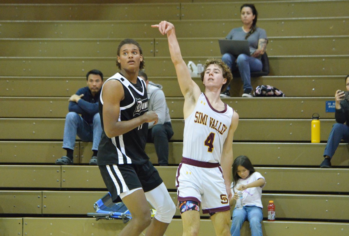 Coach C Classic opener - Rener leads Simi Valley over Dunn:
Game report, stats, pics- click>> bit.ly/3Ni6ybZ
Justin Rener set a school record by connecting on 11 three-pointers in leading Simi Valley over Dunn of Los Olivos.
<a href="/Seal_Diouf/">Seal Diouf</a>