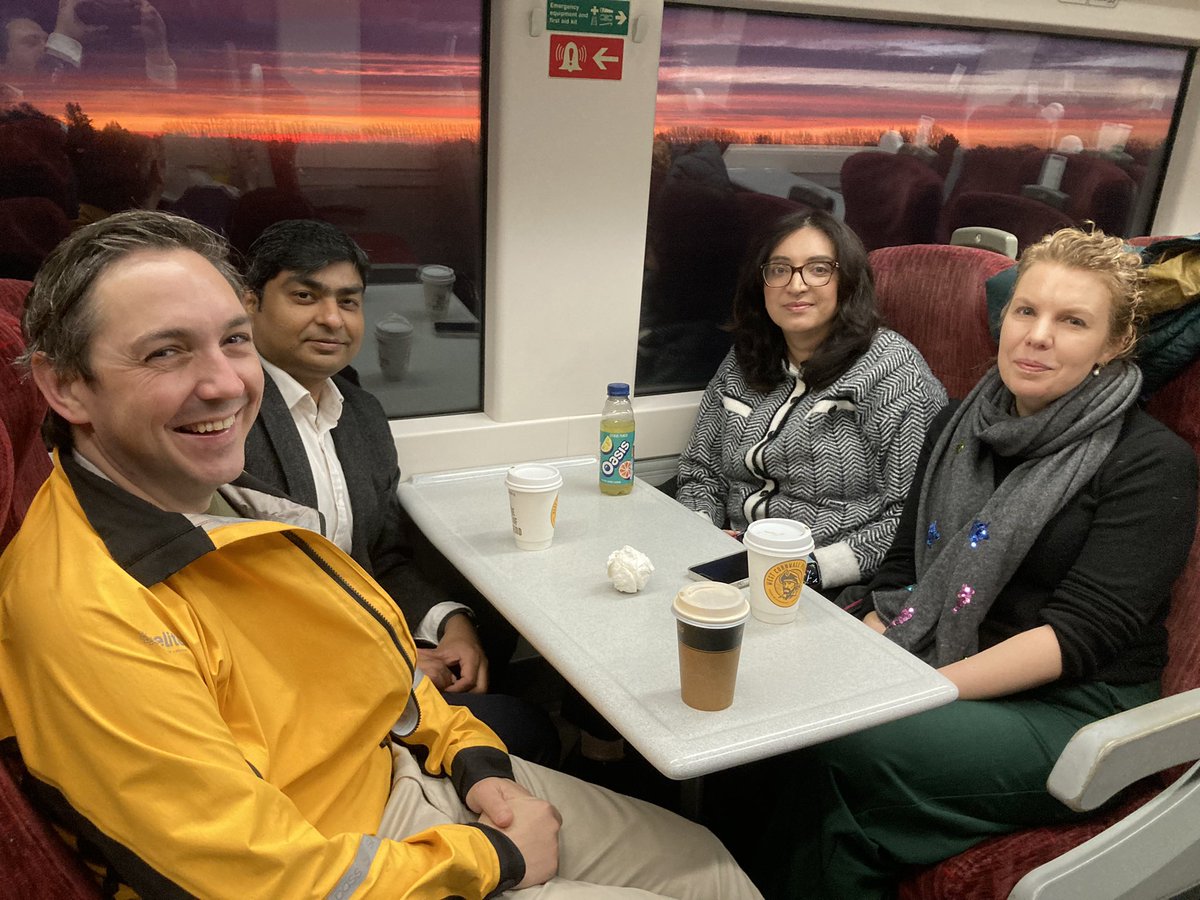 En route to #EdCam - and early start in the Fens! @EdinSurg @amin_irum @dr_rohitgaurav