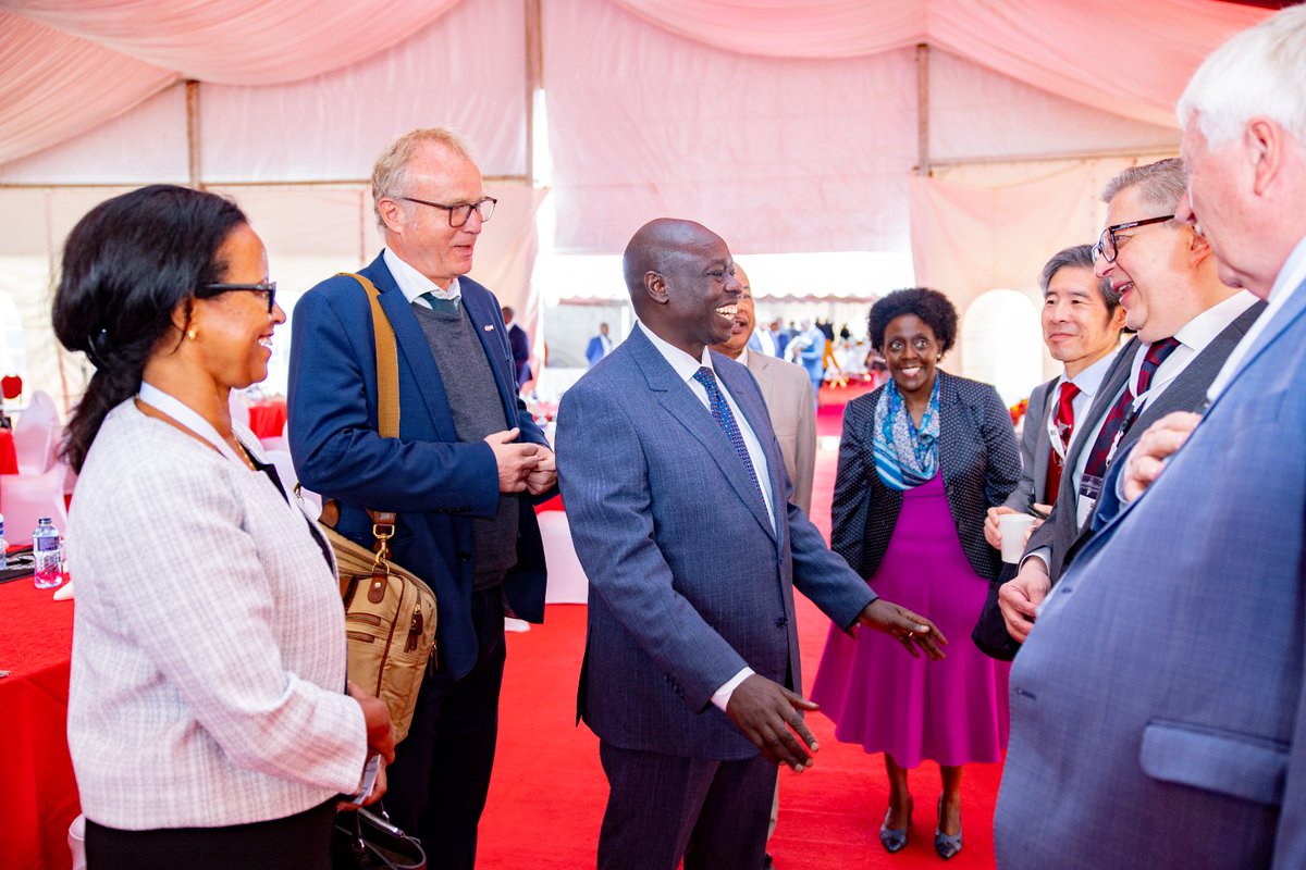 EngJohnMachari1's tweet photo. NAIROBI, KAREN : DP Rigathi Gachagua interacts with Development Partners during the commencement of the Forum.

The Dp is hosting a Development Partners Forum In an engagement of development cooperation in Kenya.

#DevelopmentPartners2023
#DPF2023 https://t.co/4PCeSB4rbY