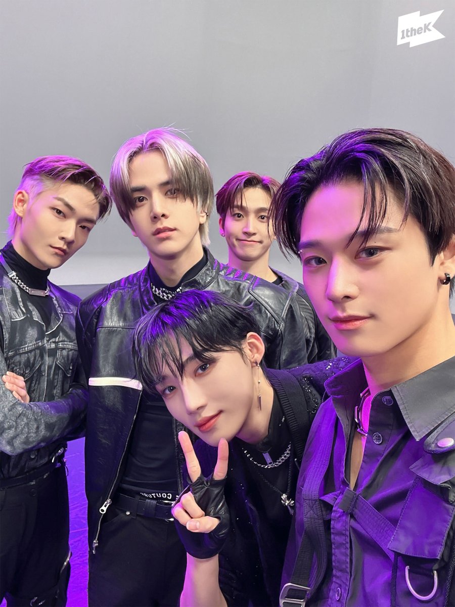 1theK(원더케이) tweet media