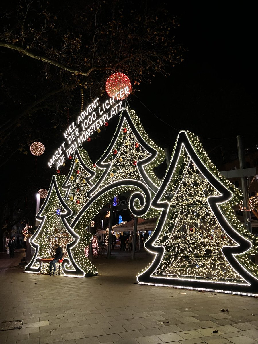 PshGp's tweet photo. いよいよクリスマス🎄シーズン！！
#dusseldorf #weihnachtsmarkt2023 https://t.co/Tz3yVabhZX