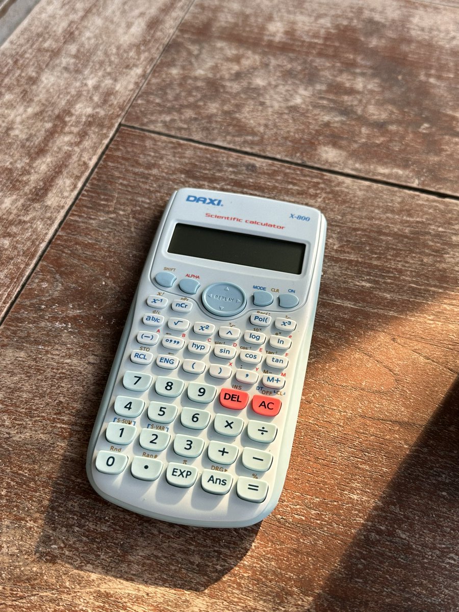 Renkli hesap makinesi kervanına bir kişi daha eklendi :(