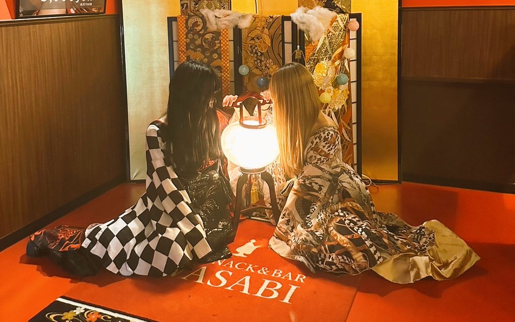 目黒花魁スナックWASABIは
11/22（水）も20時オープン🌆
祝前日のもう🍺！

👘さくら <a href="/sakura__WASABI/">さくら🌸WASABI</a>
👘ゆき @WASABI_5Y
👘れい <a href="/rei_wasabi_/">れい🌸</a>
👘ゆり <a href="/A39293/">ゆり@WASABI花魁🩷</a>
👘みか <a href="/mika_wasabi/">存在しません</a>
👘すず @wasabi_suzu3
👘あおい <a href="/aoi__wasabi/">🌱あおい🌱WASABI花魁</a>
👧あずさ @WASABIAZU
👧りー <a href="/rii_wasabi/">りー</a>

#目黒スナック