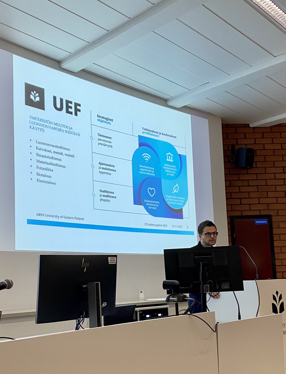 Tänään vietämme Tutkimuspäivää <a href="/UniEastFinland/">University of Eastern Finland</a> sosiaali-ja terveysjohtamisen laitoksen @uef_stj opiskelijoiden kanssa. Tutkimustyön tutuksi tekeminen ja siihen innostaminen on tärkeää! 
#tutkimus #opiskelu