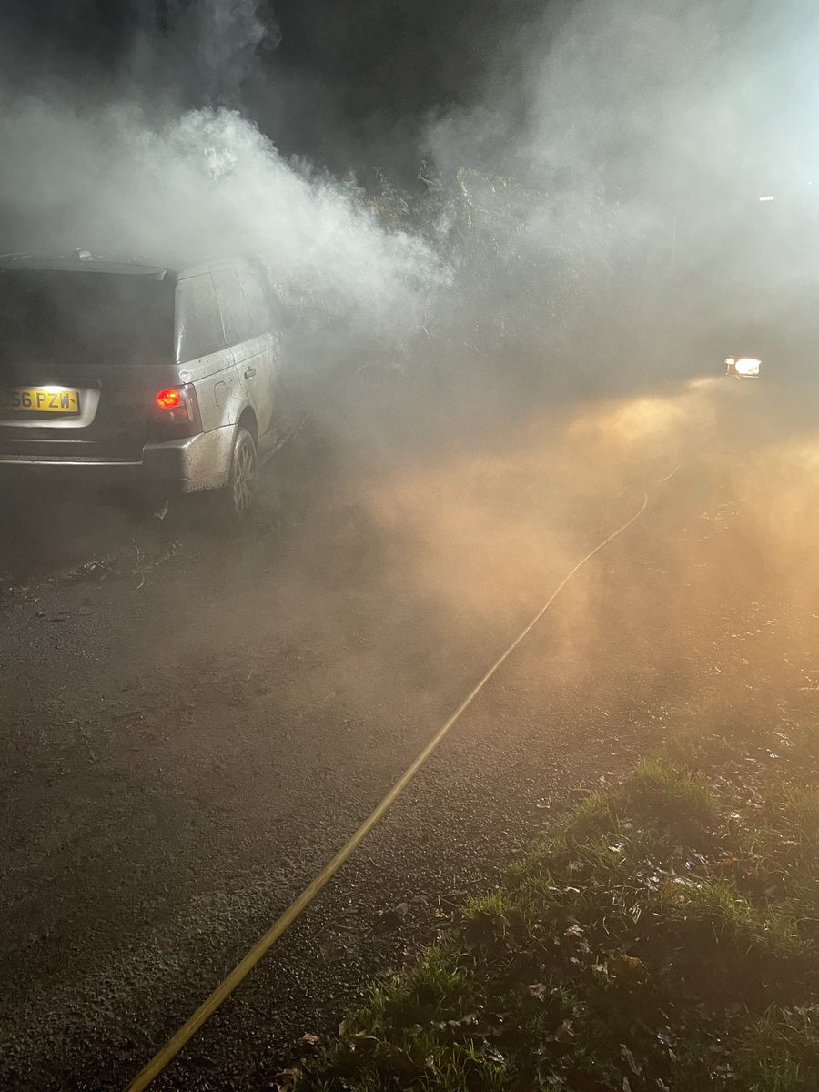Last night we set up 4 scenarios for a new incident commander Tom Benbow to deal with. Car fire, afa, bin fire and house fire to help to prepare for real life scenarios. Thanks to the crew (and families) for there support as we started early and put a lot of effort in.