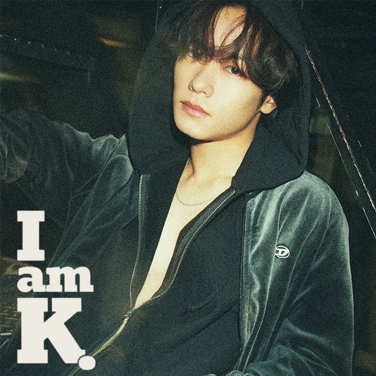therampagefext's tweet photo. 【雑誌】@vivi_magazine 

本日発売「#ViVi」1月号
#川村壱馬"I am K."連載🩶

紙面連載と合わせて
デジタル限定連載「裏カズマ」
是非チェックしてください！

https://t.co/UYZWtmGJVd

YouTubeは本日19:00配信🎥
https://t.co/0GTaKXzJ0Y

#THERAMPAGE @sncrmpg_kk https://t.co/A0e3FhHUvV