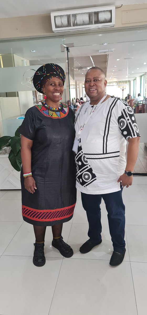 Mandla M. Hadebe tweet media