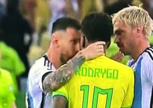 Reminder that “Be fair play and classy on field” was a criteria to win Ballon D’Or 😂