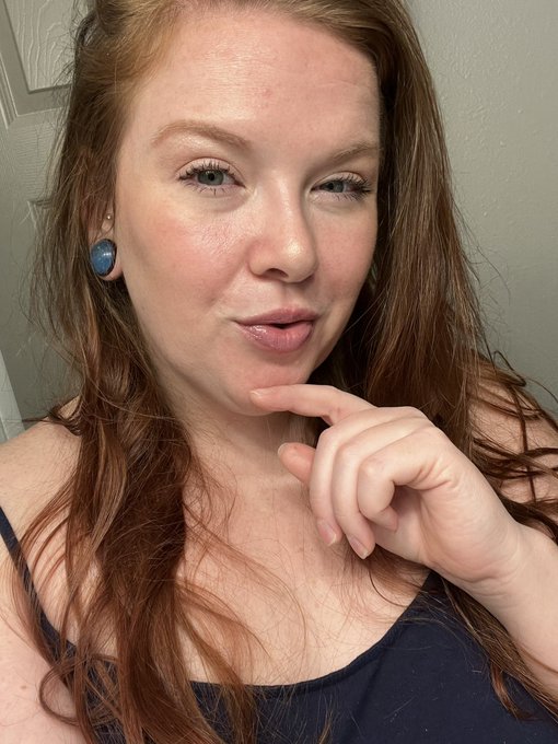 Wow if I didn&rsquo;t have cheek bones before dayumm https://t.co/PVqMU0Hwr2