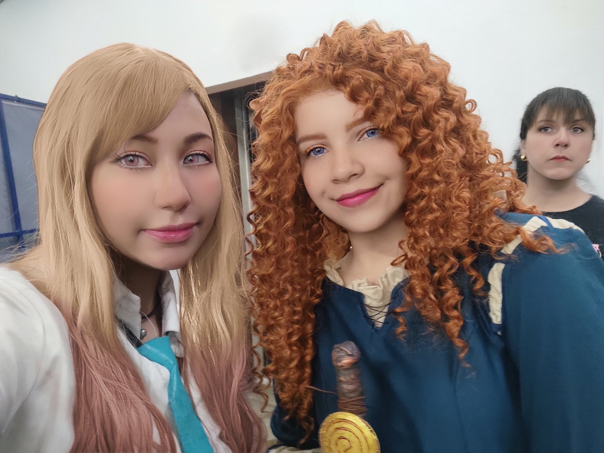 Finalmente tiramos foto juntas @paulamerciab ✨✨✨✨ Caty: Marin Kitagawa (Sono Bisque Doll) Paula: Merida (Valente) Evento: Anime All Stars #marinkitagawacosplay #marinkitagawa #meridacosplay #animeallstars #animeallstar #animeallstarsrj #catyblackrose https://t.co/UePinvjh2t