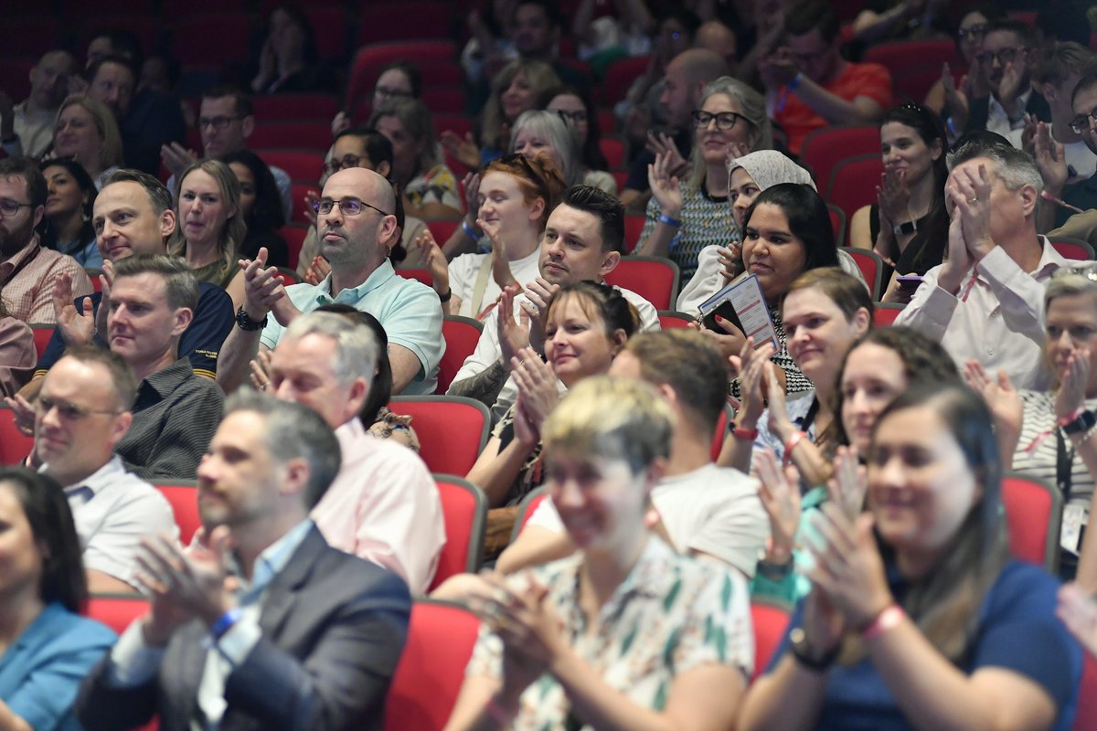 📸 from the 1st #EducationFest at <a href="/WCIBangkok/">WellingtonCollegeBKK</a> are now live. It was a vibrant celebration of learning, innovation, &amp; community. From insightful talks to engaging workshops, the event was a treasure trove of knowledge &amp; inspiration.
🔗 flickr.com/photos/1431927…