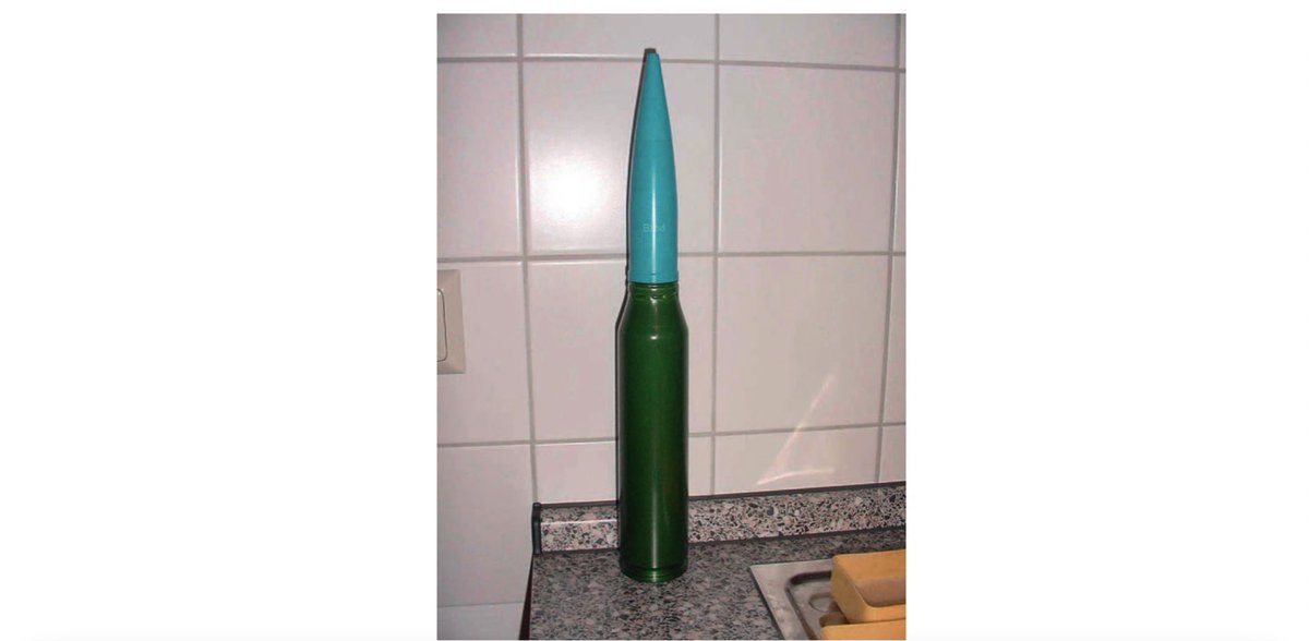 le000000n's tweet image. peter piller, Deko+Munition