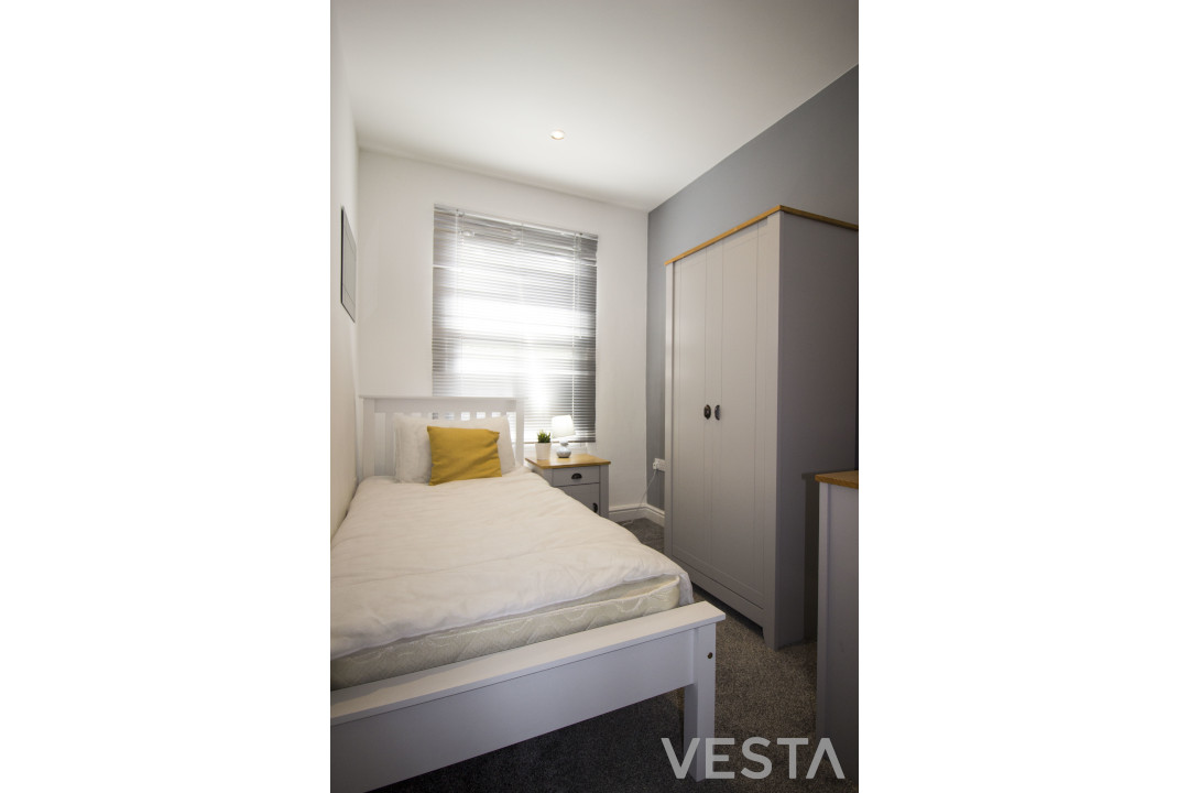 Recent PRICE REDUCTION:

🏠 6-bed/6-bath terraced HMO
🌍 located in #Selby
🚶 fully tenanted 
📈 15% gross yield
💰 £250,000
💻 see our listing for more info zurl.co/trqR 

#TenantsIncluded #HMO #yorkshire #investmentproperty