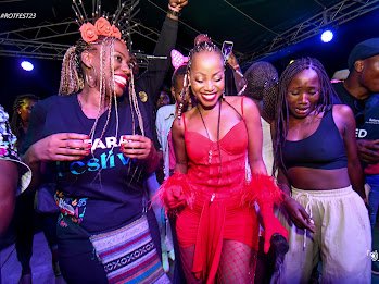 Remember the incredible moments from the last Rotaract Festival? Get ready to create more memories at the upcoming second edition on 27th January! Secure your tickets now: tujaguze.com/rotary/events/…

 #RotaractFestival #Countdown
