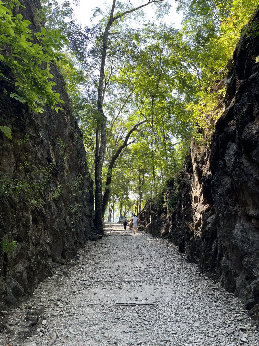 Xanten111's tweet image. Perhaps 10 years since my last visit. It has developed / changed a lot since. #Hellfirepass #Kanchanaburi