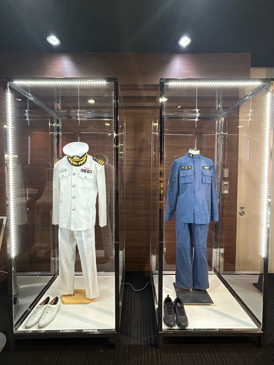 ◢◤🚨#デシベル 衣装展開催中！🚨◢◤ 

展示される衣装が変更となりました！

🗓️〜12.7(木)まで

📍新宿バルト9 <a href="/wald_9/">新宿バルト9</a> 
#イ・ジョンソク #イ・ミンギ

📍Tジョイ梅田 <a href="/tjoy_umeda/">T・ジョイ梅田（旧称：梅田ブルク7）</a>
#キム・レウォン #チャウヌ

皆さま、お見かけした際は
ぜひお写真📸を✨