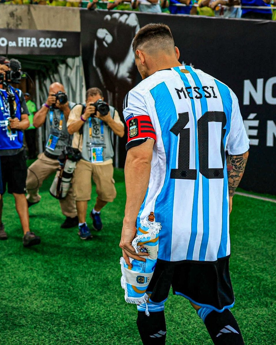 Volve10Riquelme's tweet photo. Mi capitán https://t.co/PFbQr8jY6d