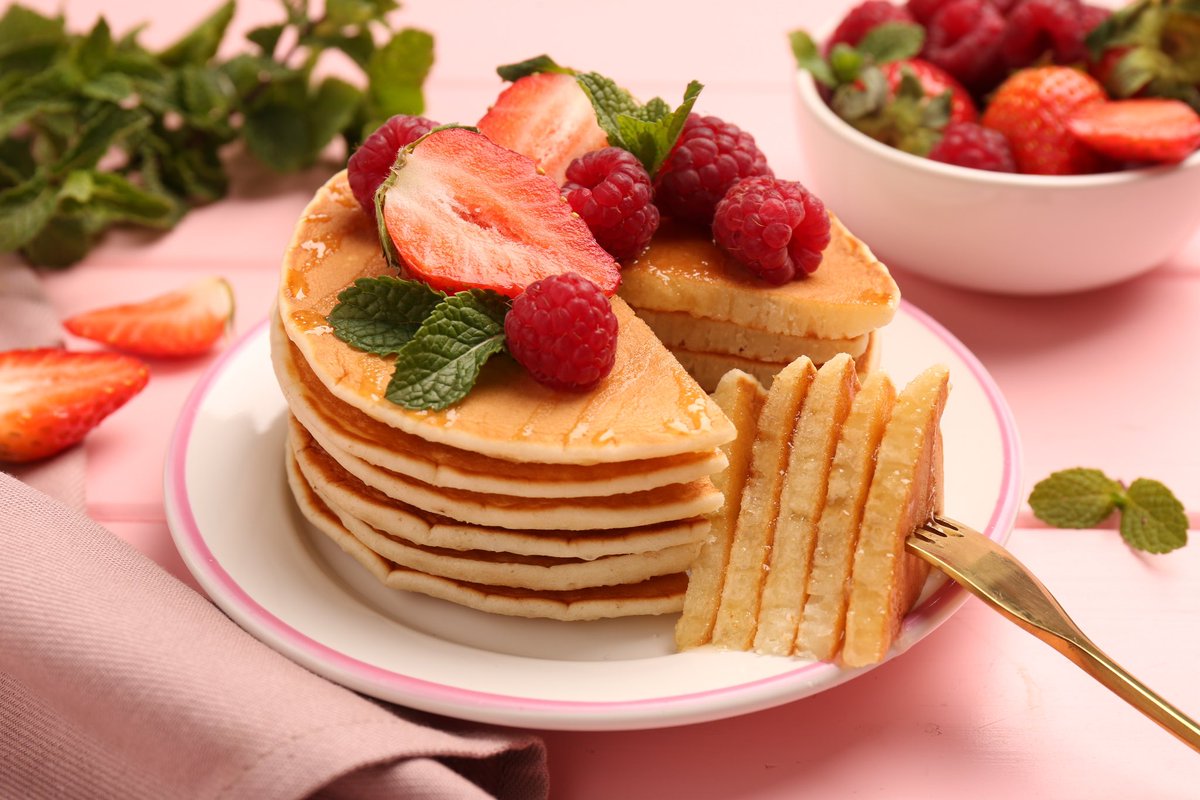 AfricaStudioUa's tweet photo. Pancakes and berries? A match made in heaven! Who else thinks breakfast is the best meal of the day?
https://t.co/sDP3skiMKv
#BreakfastClub #PancakeLove #MorningRituals #StockPhoto #HighResPhotos #AfricaImages #AfricaImagesPhotostock https://t.co/K4ubXRVQjO