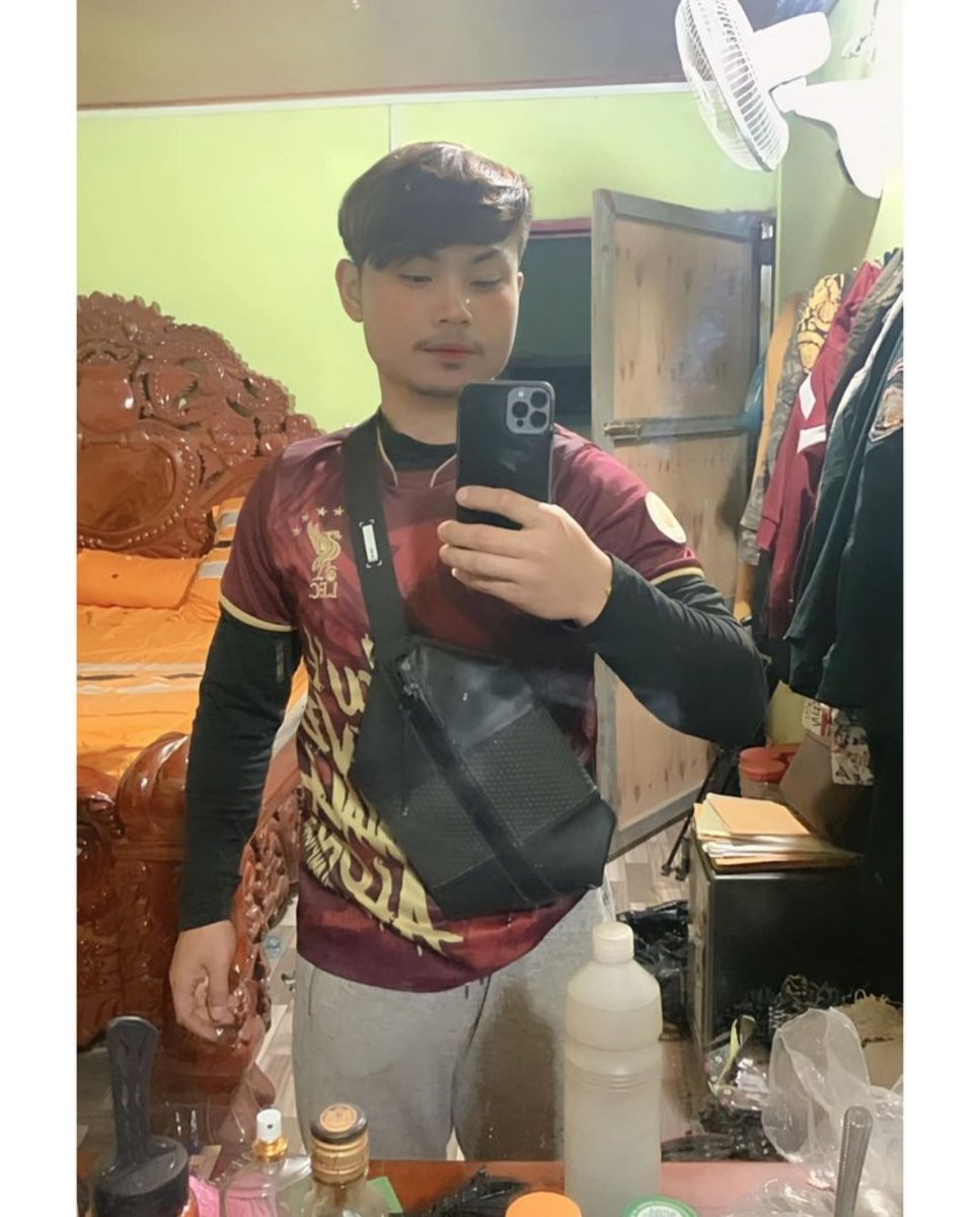 TongSR5's tweet photo. https://t.co/a4jHdRd0fb
