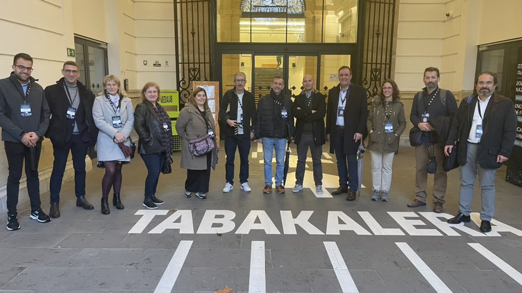 manuelcaba's tweet photo. Excelente inspiración para empezar el Congreso Internacional de FP en Euskadi 2023. Mucha ciencia y tecnología con el foco puesto en las personas , y eso es lo que nos encontramos aquí, grandes profesionales y amigos. @IESFernandoIII  @FPAndaluza @Fp_Euskadi @jarevalo_FP https://t.co/N2jteZy62N