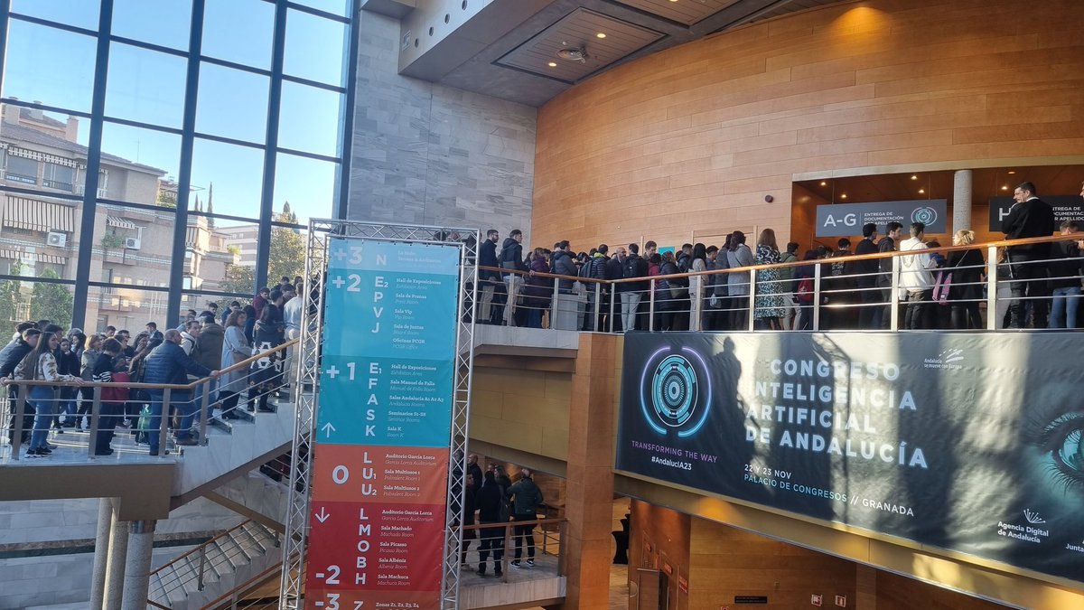 🟢 Comenzamos el I Congreso de #InteligenciaArtificial de #Andalucía con un gran número de asistentes

Esta cita va a afianzar a Granada como un referente en esta #tecnología

#AndalucIA23