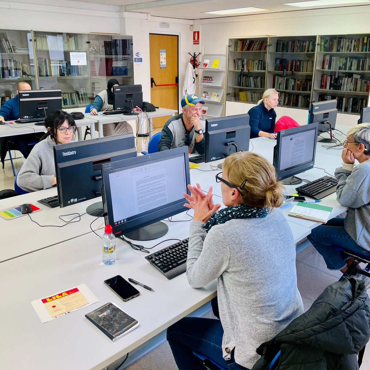 Punt Òmnia Vilanova i la Geltrú (@omniavilanova) on Twitter photo Ben concentrats estan els alumnes del curs que fem en col·laboració amb el SOC on treballem les competències digitals amb l'objectiu d'incrementar les seves oportunitats dins del mercat laboral 🙌
<a href="/imetvng/">IMET</a> <a href="/ajuntamentvng/">Vilanova i la Geltrú</a> <a href="/xarxaomnia/">Xarxa Òmnia</a> Ben concentrats estan els alumnes del curs que fem en col·laboració amb el SOC on treballem les competències digitals amb l'objectiu d'incrementar les seves oportunitats dins del mercat laboral 🙌
<a href="/imetvng/">IMET</a> <a href="/ajuntamentvng/">Vilanova i la Geltrú</a> <a href="/xarxaomnia/">Xarxa Òmnia</a>