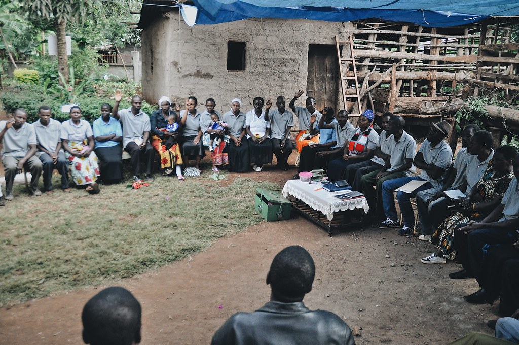 💰VICOBA:
Community banks’ potential to improve housing, eliminate diseases

A recent study led by @Ifakarahealth scientists reveals VICOBA's great potential to improve housing conditions in rural communities for malaria and other diseases’ control in rural Tanzania. 🛖🦟

“There
