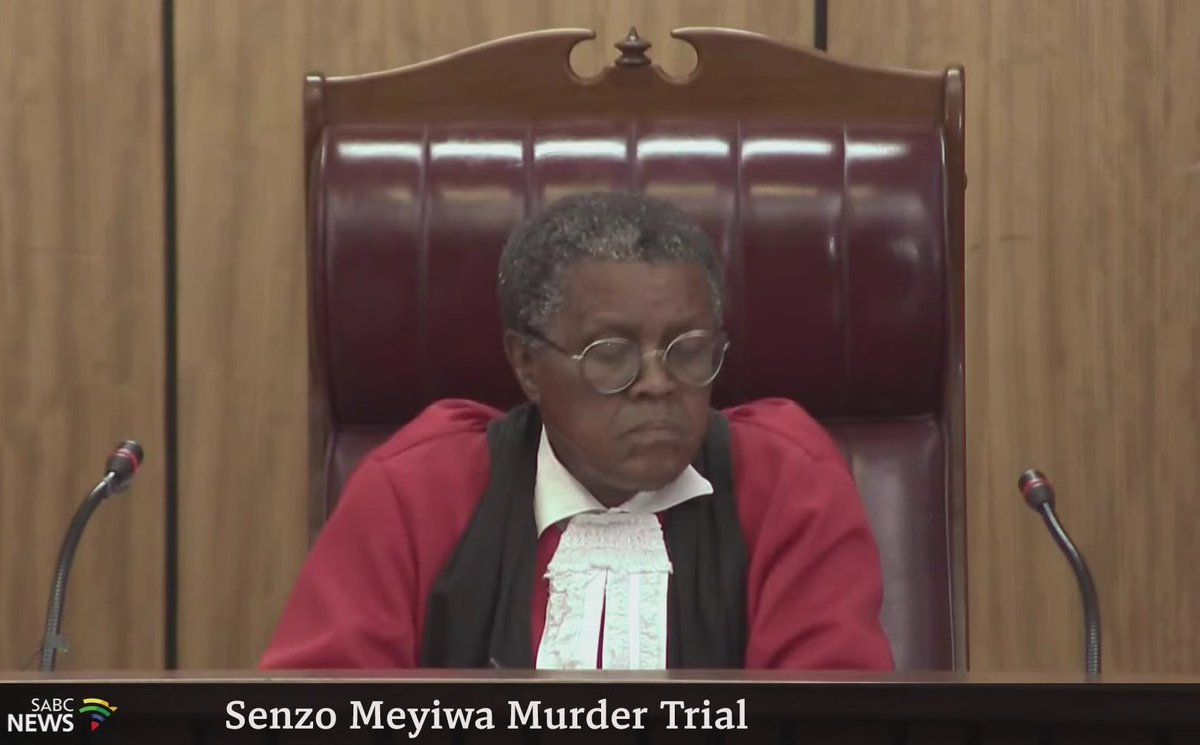 MalebogoPee's tweet photo. I've never seen such a judge bathong!! Always in the arena, we've watched other serious cases like the Magudumana and bester saga and the courts decorum is amazing, #RathaMustFall #SenzoMeyiwaTrial https://t.co/tfGko6faOv