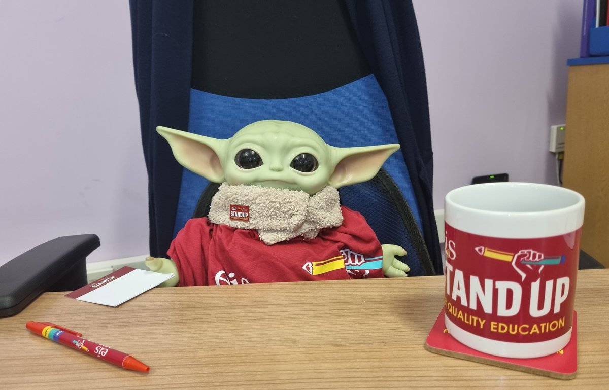 I'm in the office, getting ready for a big day at work on the #SU4QE campaign 👍🏼 <a href="/EISUnion/">EIS</a>