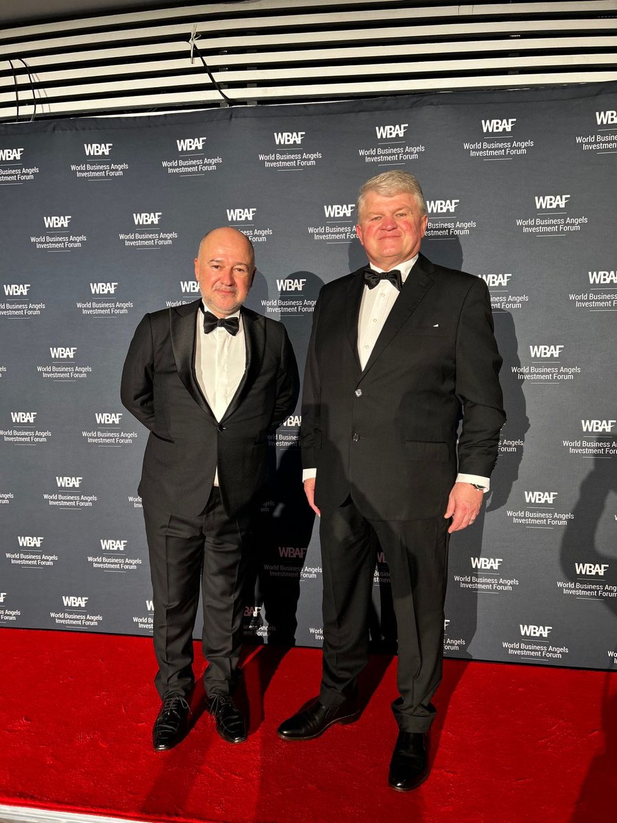 FioGroup1's tweet photo. Our outstanding Vice President, Phillip Mostert took center stage at the World Business Angels Forum (WBAF) Gala Night, where South Africa was bestowed with the most celebrated country award 🏆🌍✨ https://t.co/wRZ1XH742R
