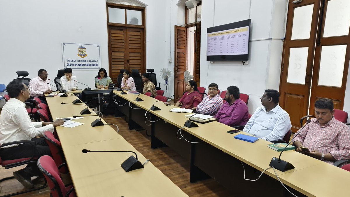 Happy to meet <a href="/RAKRI1/">Dr J Radhakrishnan IAS</a> after almost a decade and discuss with him and his highly motivated team of <a href="/chennaicorp/">Greater Chennai Corporation</a> on their plans for Solid Waste Management, legacy dumpsite remediation and city sanitation.