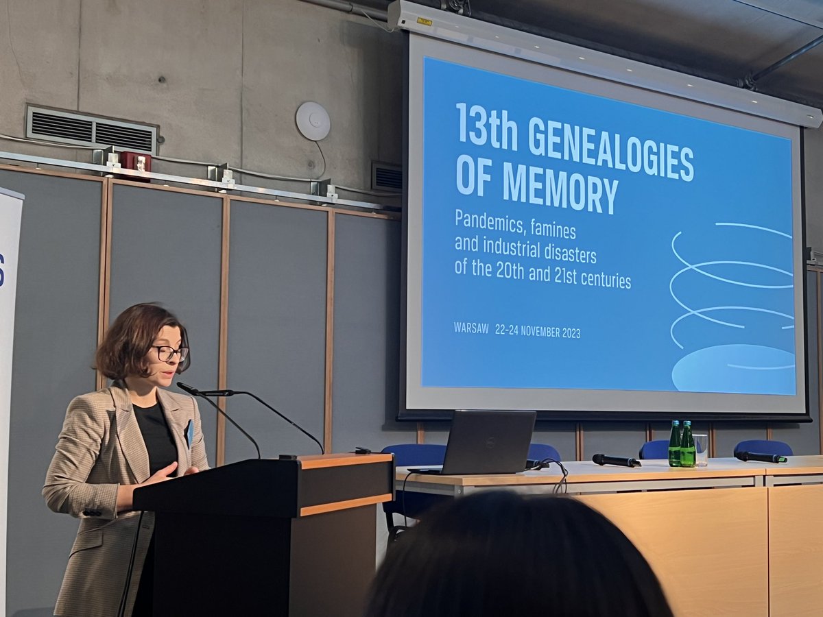 Ewelina Szpak from @enrs_eu opens the 13th Genealogies of Memory conference Pandemics, famines and industrial disasters of the 20th and 21st centuries. The opening is followed by Dora Vargha keynote 'Epidemic Times after the End: A History’. Congratulations on the great program!