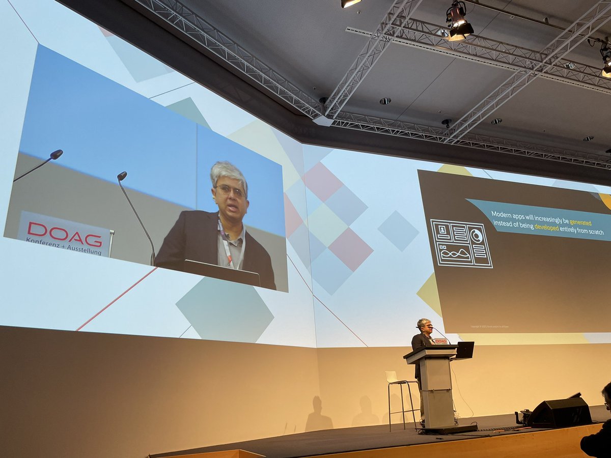 InMemoryMarkus's tweet image. Welcome #DOAG community.
Tirthankar Lahiri at his very exiting keynote session „App-Simple in the Era of Cloud and Artificial Intelligence“
@DOAGeV #DOAG2023 @dbinmemory @dbim_pm