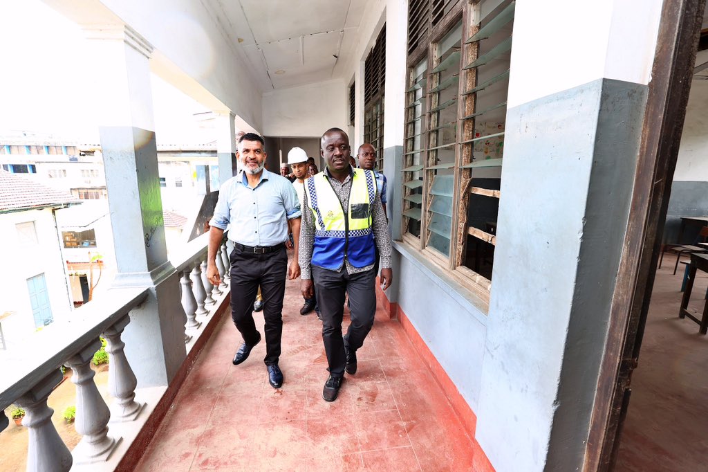 UPDATE: Accompanied by area MP Mohamed Machele (Mvita), CECMs Dan Manyala (Transport &amp; Infrastructure), Ken Ambani (Public Service Administration) and Dr. Abuyaasir Mbwarali (Education), I visited Coast Girls High School following reports of the collapse of a wall in the upper