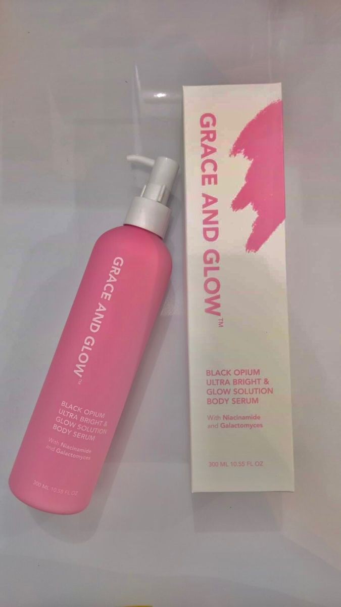 Resarasya1's tweet photo. BUAT kalian yang cari body serum yang paling wangi, Grace and glow maju paling depan 😭 asli wangi kek parfum 
 
Grace and glow ultra bright
https://t.co/kFzLW1SfNO

Grace and glow anti acne 
https://t.co/D8Xs200x1E

Arhan size fuji hujan panas gempa #SalmaSalsabil Malam jumat https://t.co/z8vdQaevsl