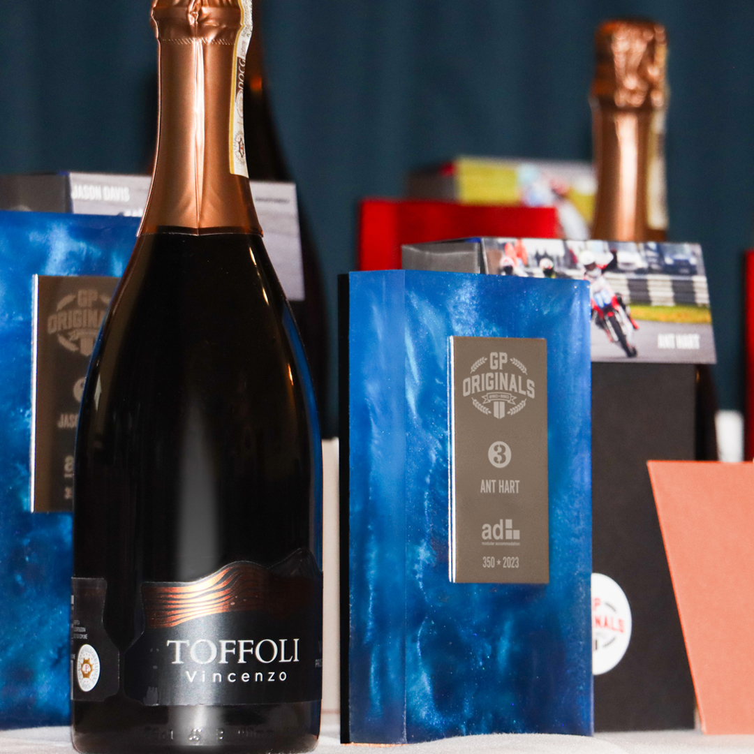 Three Magnums and six bottles of this elegant Toffoli #Prosecco was supplied by <a href="/davyswine/">Davy's Wine Merchants</a> for our Championships event. It is a serious contender for your Christmas and New Year festive bubbly
⇢ gporiginals.co.uk/sponsors/davys…

#ChristmasGift #Motorsport #winelovers