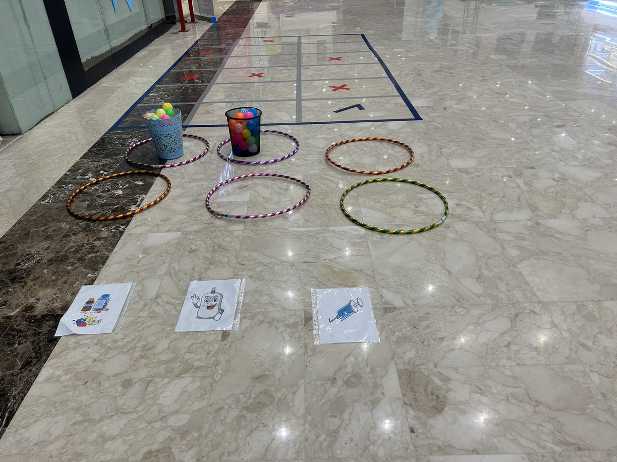 Hopechemistry23's tweet photo. بدعوة من فريق ابتسامتهم حياة @SmlfVol شاركنا بفعالية ( حياتك انت حليها ) بمناسبة اليوم العالمي للطفل واليوم العالمي للسكر بسوق الحجاز 
@mofar7 @ahyaamakkah #اليوم_العالمي_للسكري #اليوم_العالمي_للطفل https://t.co/gvK4g7LW6G