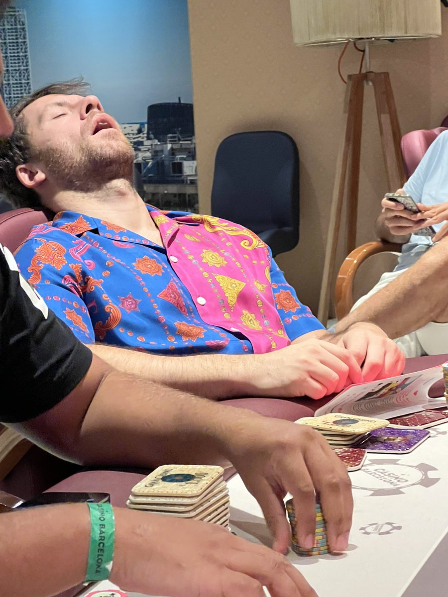 AlexanderKP's tweet photo. @junglemandan @RealKidPoker @MariaHo @CrownUpGuy @dwpoker Trademark https://t.co/Vni1r9Ia3V
