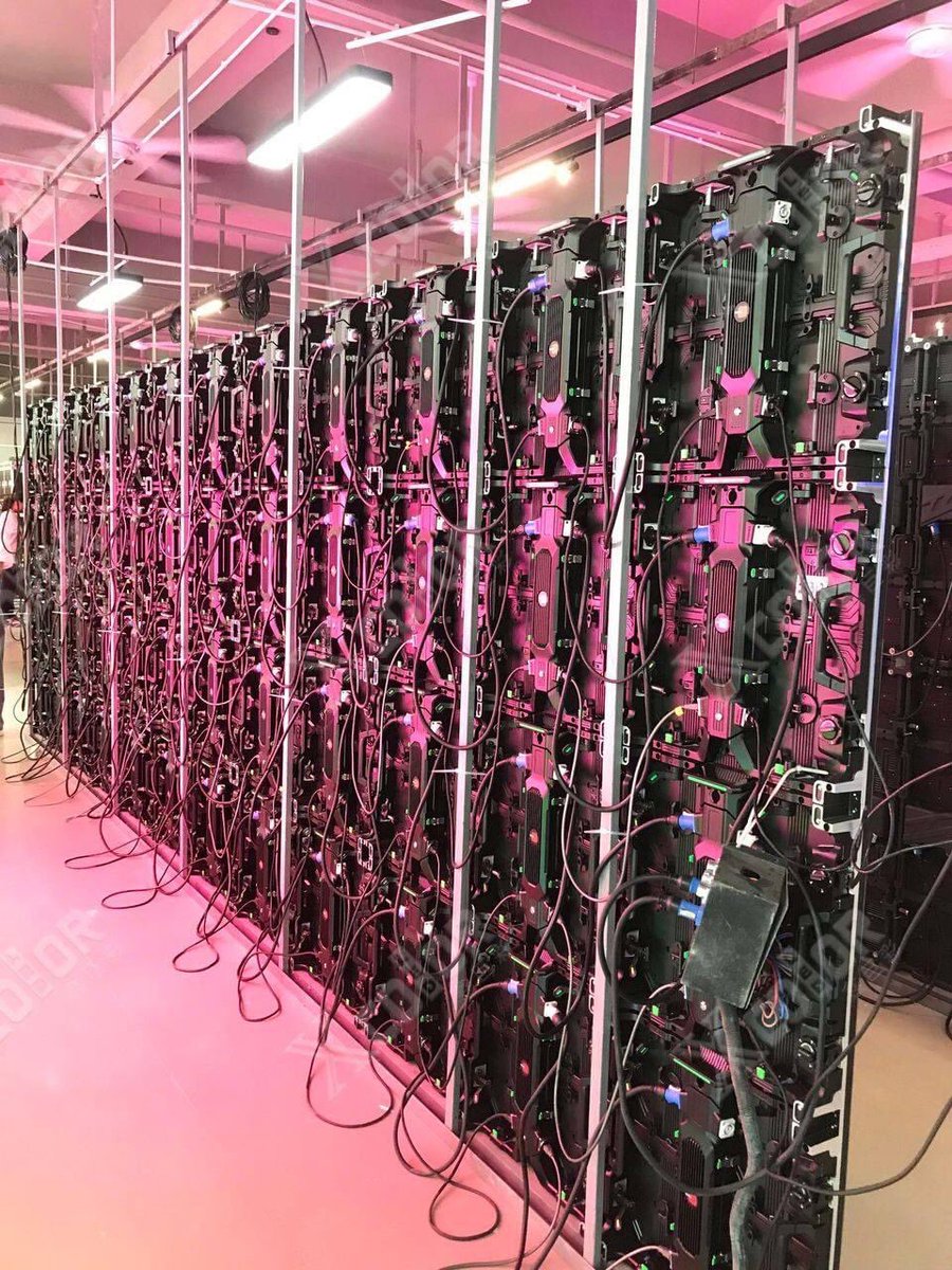 SelinXcolorled's tweet image. XH series rental led display &amp;amp; Dual backup of signal network ports
pixel pitch :P4.81\P3.91\P2.9\P2.6\P2.5\P1.9\P1.5 etc
welcome to inquiry
My whatsapp: +86 13528777542
#ledwall #ledposterscreen #posterscreen #ledposter #LEDdplayer #ledlighting #ledadvertising #ad #PantallaLED