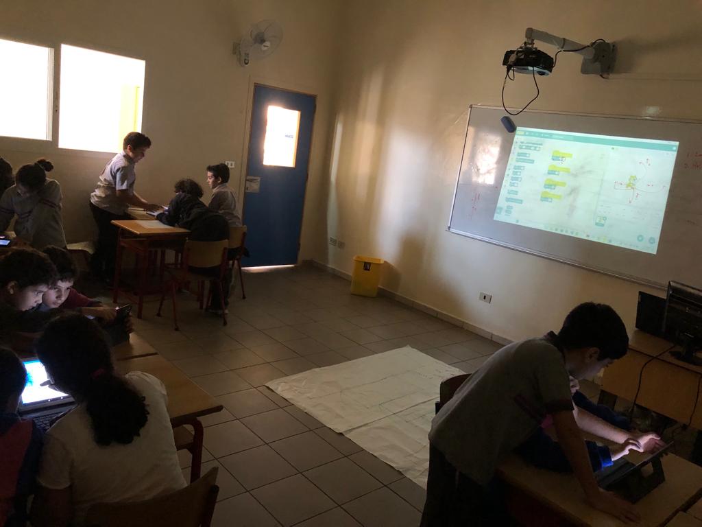 DawhaRobotics's tweet image. Patriotism and coding... an unlikely yet exquisite partnership that lead @makdawhaschool learners into making the @scratch cat create its own way of writing the name of our beloved country #LEBANON 🇱🇧

@soha_nj #IndependenceDay #عيد_الاستقلال #STEM #Coding #robotics 🤖